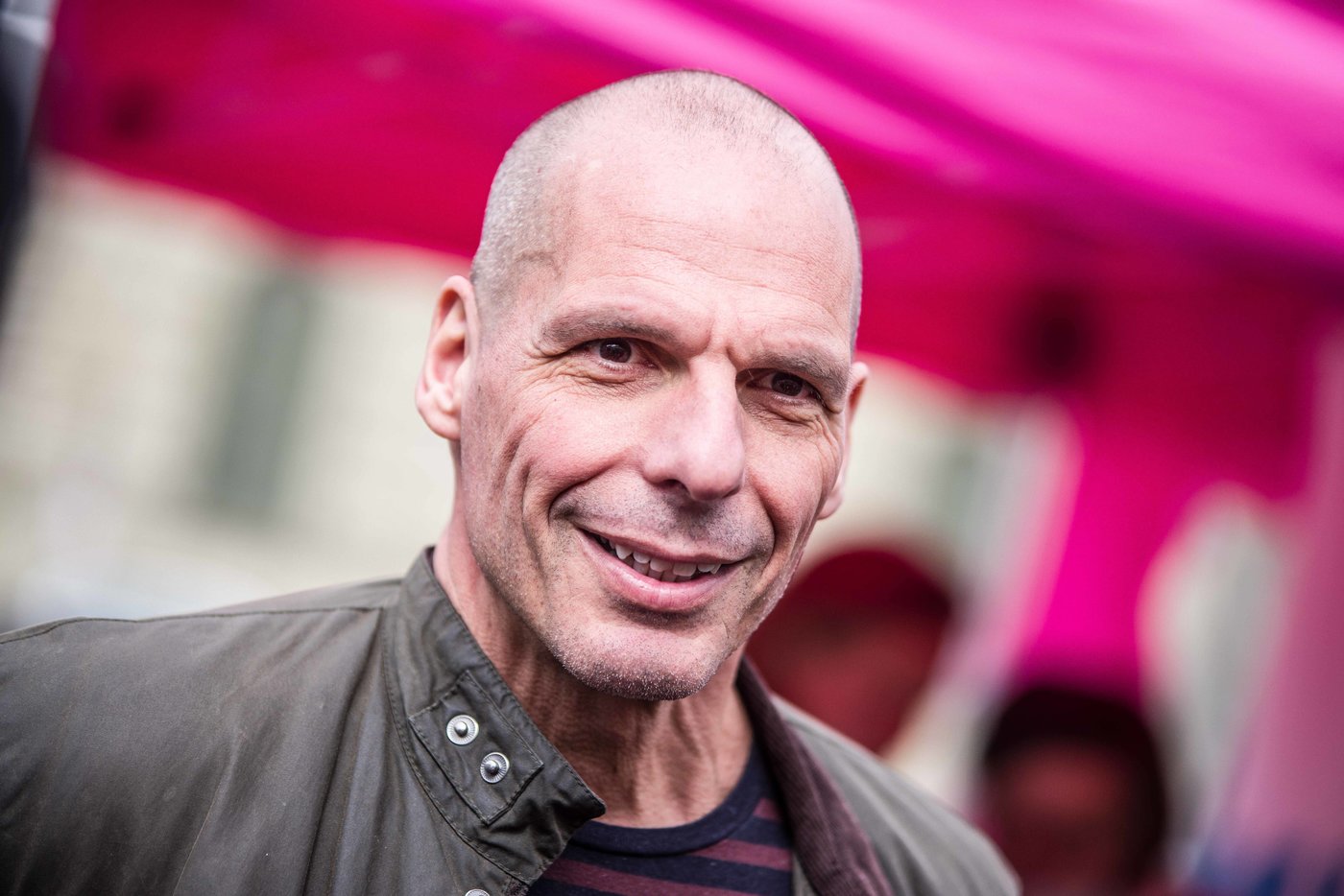 https://www.letemps.ch/economie/yanis-varoufakis-faut-relever-taux-dinteret-dun-coup-3